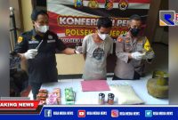 Caption: konferensi pers, Polsek Kenjeran tunjukkan pelaku pembobol giras.