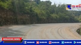 Caption: Waspada jalan licin, lintas tanjakan Gunung Lhok Kriet, Sawang, Aceh Selatan.