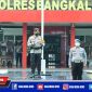 Caption: Kapolres Bangkalan (AKBP Alith Alarino) saat pimpin apel pasukan Operasi Zebra Semeru 2021.