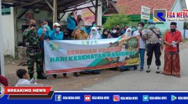 Caption: kompak, Satgas Covid-19 Kecamatan Jrengik saat gerebek dusun gelar serbuan vaksin Hari Kesehatan Nasional.