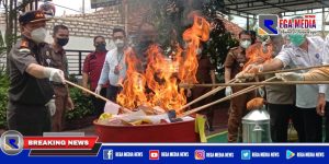 Kejari Sampang Musnahkan Kiloan Sabu