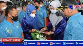 Caption: Wakil Bupati Sampang H. Abdullah Hidayat saat melaunching inovasi dari Dinkes KB dalam momen HKN ke 57, (Doc. Prokopim).