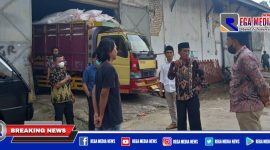 Caption: Komisi B DPRD Bangkalan saat sidak ke gudang pupuk.