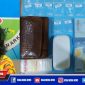Caption: tersangka inisial MT dan barang buktinya diamankan di Mapolrestabes Surabaya.