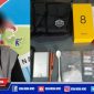 Caption: tersangka inisial SJ dan barang buktinya diamankan di Mapolrestabes Surabaya.
