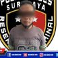 Caption: tersangka pencabulan (AS) diamankan di Mapolrestabes Surabaya.