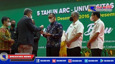 Bupati Aceh Selatan Terima Penghargaan ARC Award 2021