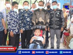 Bupati Aceh Selatan Serahkan Bantuan UEP dan Alat Bantu Disabilitas