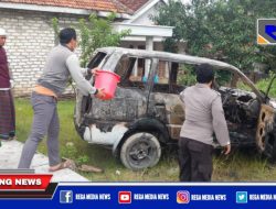 Mobil Ustad di Sampang Hangus Terbakar