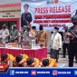 Caption: konferensi pers, Polres Bangkalan musnahkan barang bukti kasus narkoba dan kriminal.