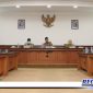 Caption: press rilis refleksi tiga tahun kepemimpinan Bupati Sampang (H. Slamet Junaidi) dan Wabup Sampang (H. Abdullah Hidayat).