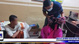 Caption: tersangka FR dan barang bukti hasil pencuriannya diamankan di Mapolsek Sampang.