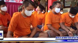 Caption: sejumlah tersangka penyalahgunaan narkoba dihadirkan saat gelar konferensi pers di Mapolres Bangkalan.