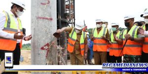 Bupati Sampang Resmikan Pemancangan Pertama Pembangunan JLS