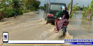 Jalan Provinsi Sampang Ketapang Dilanda Banjir