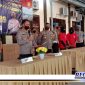 Caption: konferensi pers, Polres Sampang ungkap kasus pencurian sepeda motor di wilayah Karang Penang.