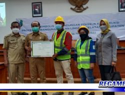 BPJS Ketenagakerjaan Cabang Madura Serahkan Simbolis Perlindungan Pekerja Konstruksi Proyek JLS