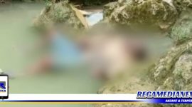 Caption: tampak kondisi mayat terlentang dan mulai membusuk.