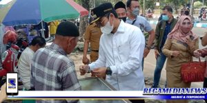 Berkah Ramadhan, PKL Ketiban Rejeki Bupati Bangkalan