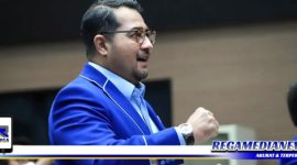 Caption: Sekjen Partai Demokrat (Teuku Riefky Harsya).