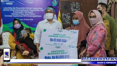 Bupati Pamekasan Salurkan Bantuan Kematian untuk Pegawai Non ASN