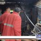 Caption: tampak tempat pangkas rambut milik Adam Abdillah tersisa barang-barang hangus terbakar.