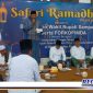 Caption: Bupati Sampang (H. Slamet Junaidi) menyampaikan sambutannya saat safari ramadhan di Desa Batuporo Timur Kecamatan Kedungdung.