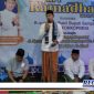 Caption: Wabup Sampang (H. Abdullah Hidayat) menyampaikan sambutannya saat safari ramadhan di masjid Al Jihad, Banyuanyar, Sampang kota.