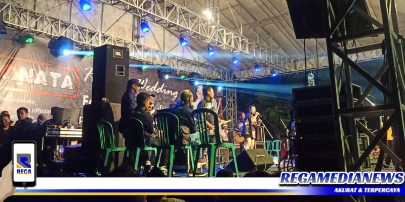 Caption: saat berlangsungnya orkes dangdut di Desa Sejati, Camplong, Sampang, disaat pandemi covid dan tanpa menerapkan protokol kesehatan.