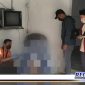 Caption: anggota Polres Sampang saat identifikasi korban di Tempat Kejadian Perkara (TKP).