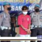 Caption: pelaku pembunuhan inisial (ID) tampak menggunakan baju tahanan Polres Sampang.