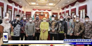 Bupati dan Wabup Sampang Hadiri Halal Bihalal Gubernur Jawa Timur