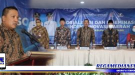 Caption: Bupati Sampang (H. Slamet Junaidi) saat menyampaikan sambutannya dalam sosialisasi Diseminasi Indeks Inovasi Daerah. (Doc: Prokopim Pemkab Sampang).