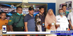 Warga Sampang Terima BLT Dana Desa Senilai Rp 900 Ribu