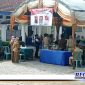 Caption: suasana saat berlangsungnya pemilihan PAW Kepala Desa Bancelok, di kantor Kecamatan Jrengik, Sampang.
