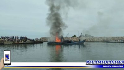 Kapal Motor Nelayan Hangus Terbakar di Aceh Selatan