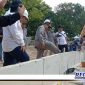 Caption: Komisi III DPRD Sampang saat sidak proyek jalan lingkar wijaya kusuma.