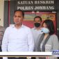 Caption: konferensi pers, Satreskrim Polres Jombang ungkap kasus penculikan anak panti asuhan.