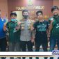 Captio: Kapolsek Mulyorejo (Kompol Ardi Purboyo) bersama Brigade Bonek Sabrangan.