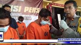Caption: Kapolsek Asemrowo (Kompol Hari Kurniawan) tunjukan tersangka sindikat curanmor.