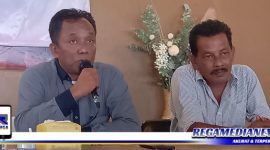 Caption: Ketua Pakis (Abdur Rahman Tohir), saat menggelar konferensi pers bersama awak media.