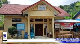 Caption: kantor Keuchik, Gunung Rotan Kecamatan Labuhan Haji Timur.