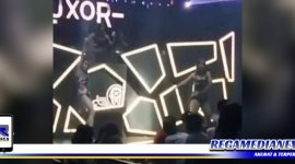 Caption: sexy dancer di Cafe Luxor, Surabaya.