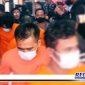 Caption: polisi gelandang 6 tersangka residivis pelaku curanmor dari sel tahanan Mapolres Bangkalan.