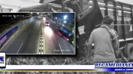 Caption: rekaman cctv, saat terjadi kecelakaan truk di depan Taman Wijaya Kusuma (Jl. Wachid Hasyim, Sampang).