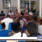Caption: saat rapat evaluasi pelayanan bersama Kepala Desa dan BPD se Kecamatan Robatal.