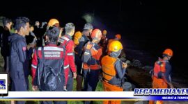 Caption: tim SAR Gorontalo saat hendak melakukan pencarian terhadap korban terhanyut arus sungai.