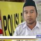Caption: Ketua ARN (Zainal Abidin), telisik penyegelan kembali rumah oknum pegawai PT Pelni Surabaya inisial (DM), oleh DPRKPP Kota Surabaya.