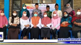Caption: pose bersama Plt Kepala UPTD Puskesmas Robatal (dr. Elmira Rizkia Febriyanti).