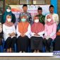 Caption: pose bersama Plt Kepala UPTD Puskesmas Robatal (dr. Elmira Rizkia Febriyanti).